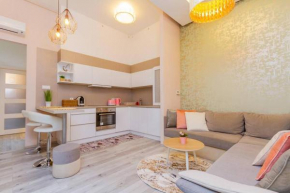 Soho Heartbeat Hideaway by NW